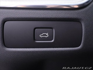 Volvo XC60 2,0 B5 AWD Plus Dark CZ 1 2022