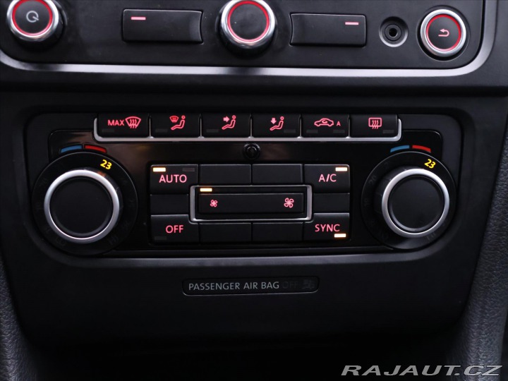 Volkswagen Golf 1,6 TDI 77kW Aut.klima Na 2013