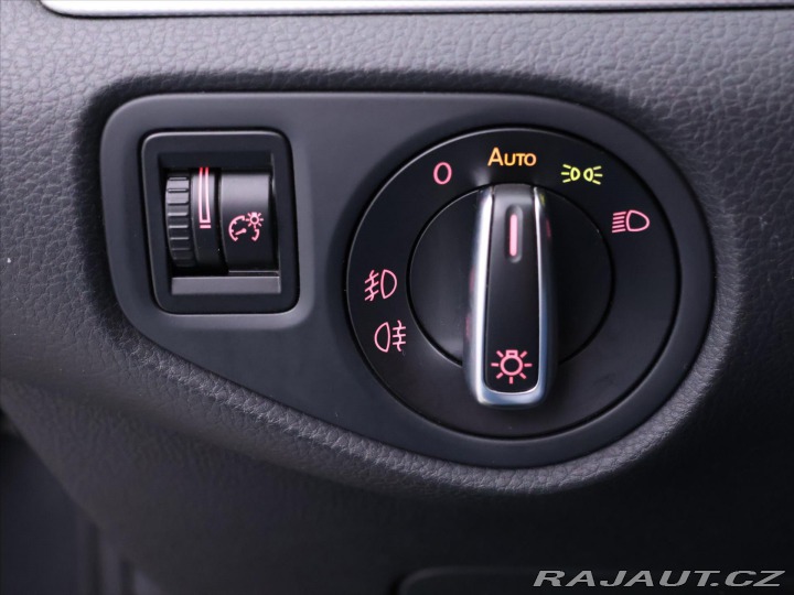 Volkswagen Sharan 2.0 TDI 130kW Life Xenon 2013