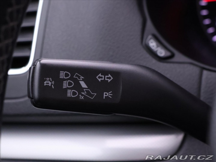 Volkswagen Sharan 2.0 TDI 130kW Life Xenon 2013