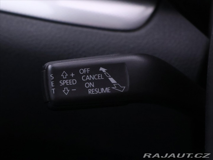 Volkswagen Sharan 2.0 TDI 130kW Life Xenon 2013