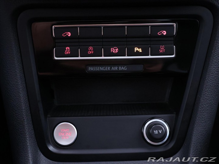 Volkswagen Sharan 2.0 TDI 130kW Life Xenon 2013