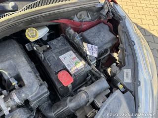 Peugeot 208 1,2 60 KW STK KOLA AC 2014