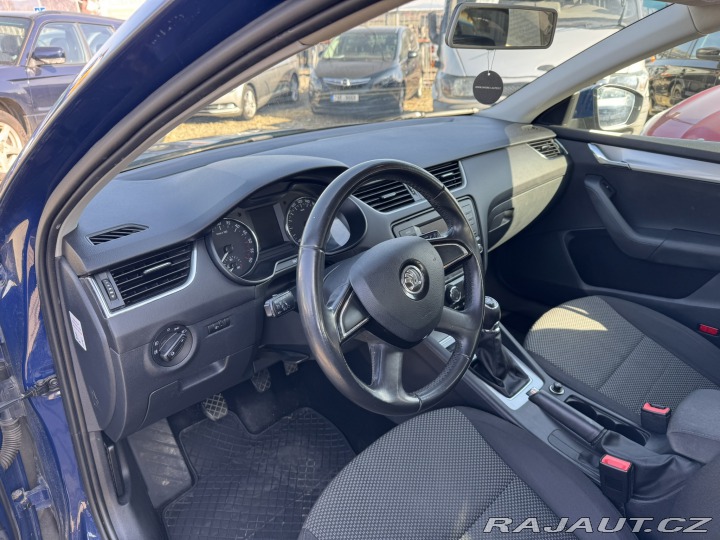 Škoda Octavia 1,6 TDI 77 KW TAŽNÉ KOLA 2014