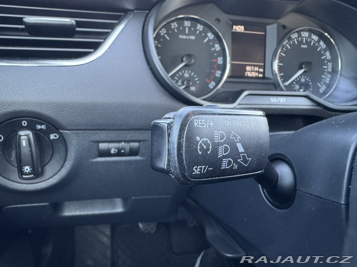 Škoda Octavia 1,6 TDI 77 KW TAŽNÉ KOLA 2014