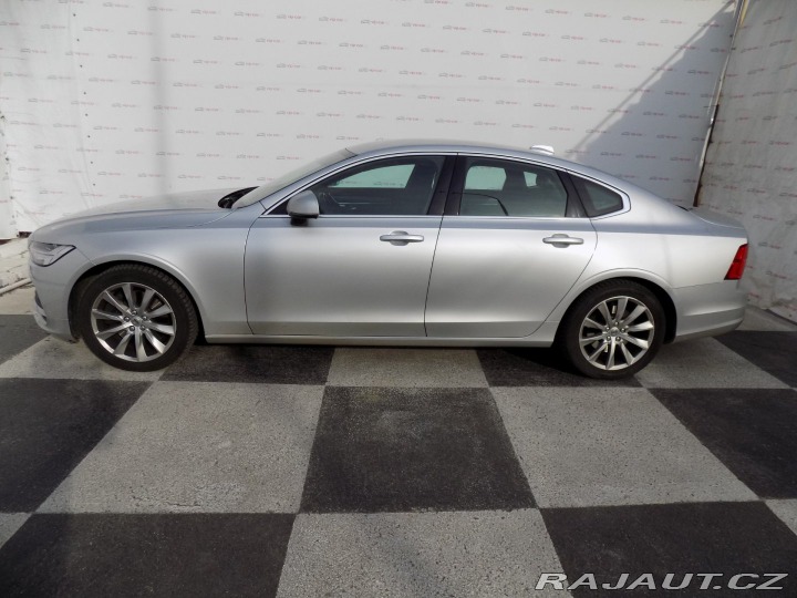 Volvo S90 2.0T4/Momentum/Full-LED/ 2018