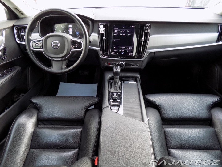 Volvo S90 2.0T4/Momentum/Full-LED/ 2018