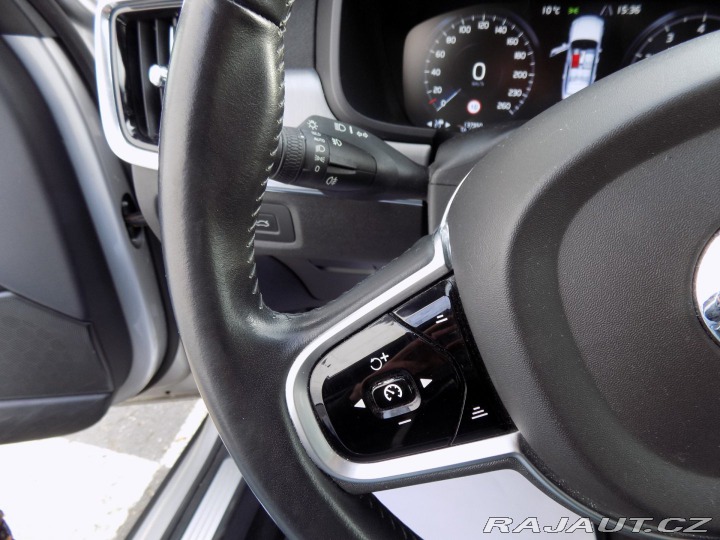 Volvo S90 2.0T4/Momentum/Full-LED/ 2018