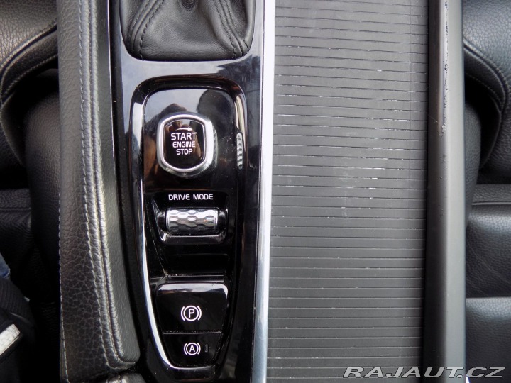 Volvo S90 2.0T4/Momentum/Full-LED/ 2018
