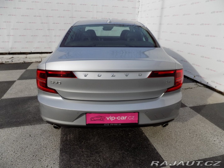 Volvo S90 2.0T4/Momentum/Full-LED/ 2018