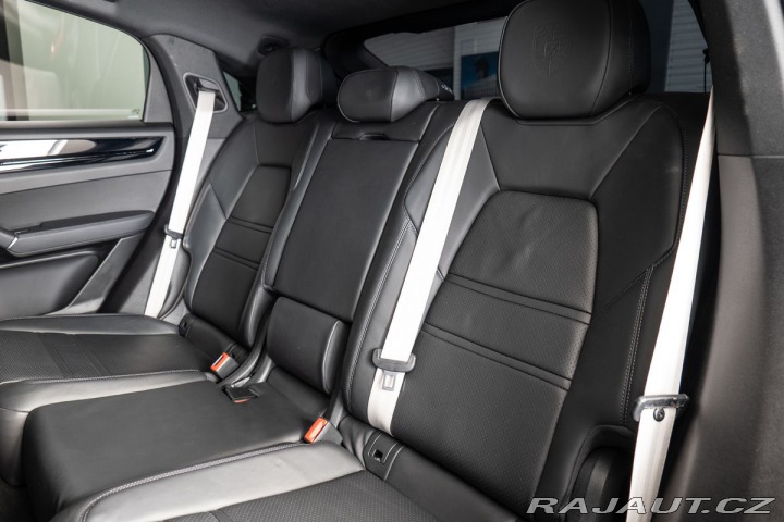 Porsche Cayenne E-Hybrid/Platinum Edition 1800