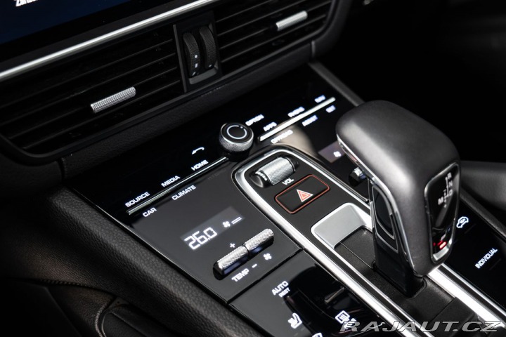 Porsche Cayenne E-Hybrid/Platinum Edition 2023