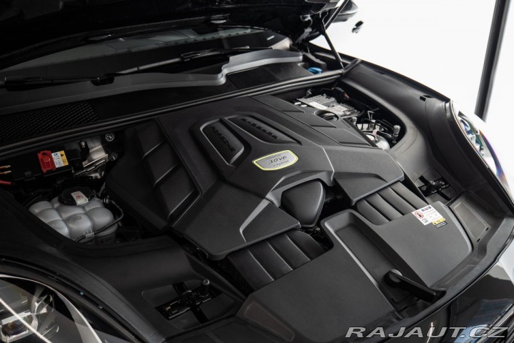 Porsche Cayenne E-Hybrid/Platinum Edition 1800