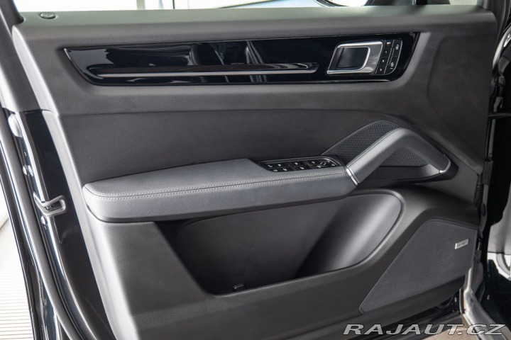 Porsche Cayenne E-Hybrid/Platinum Edition 2023