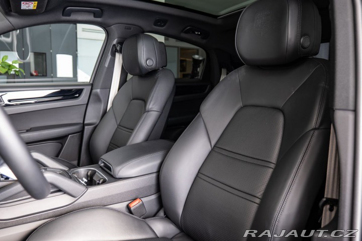 Porsche Cayenne E-Hybrid/Platinum Edition 2023