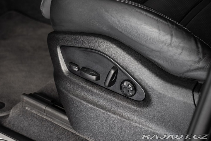 Porsche Cayenne E-Hybrid/Platinum Edition 1800