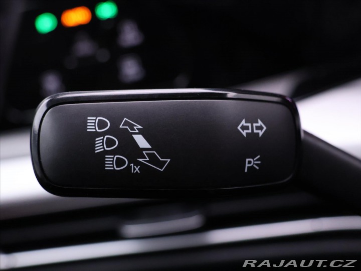 Volkswagen Golf 1,5 TSI EVO CZ Life 1.Maj 2022