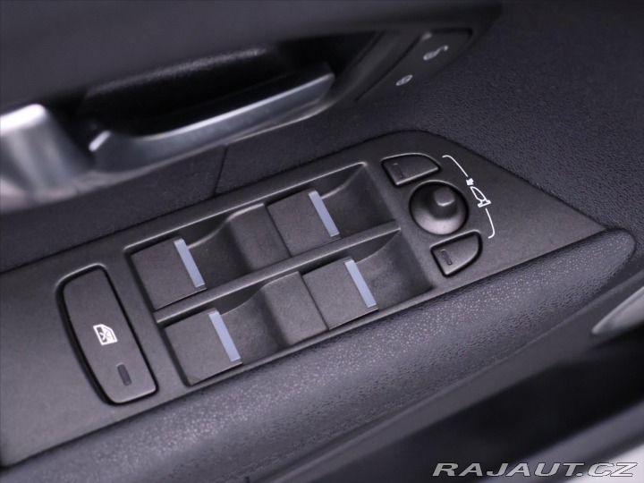 Land Rover Range Rover Evoque 2,2 SD4 AWD Kůže Aut. Kli 2012