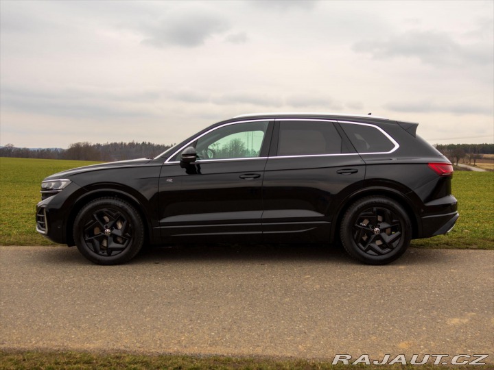 Volkswagen Touareg 3,0 V6 TDI R-Line 1.Maj. 2024