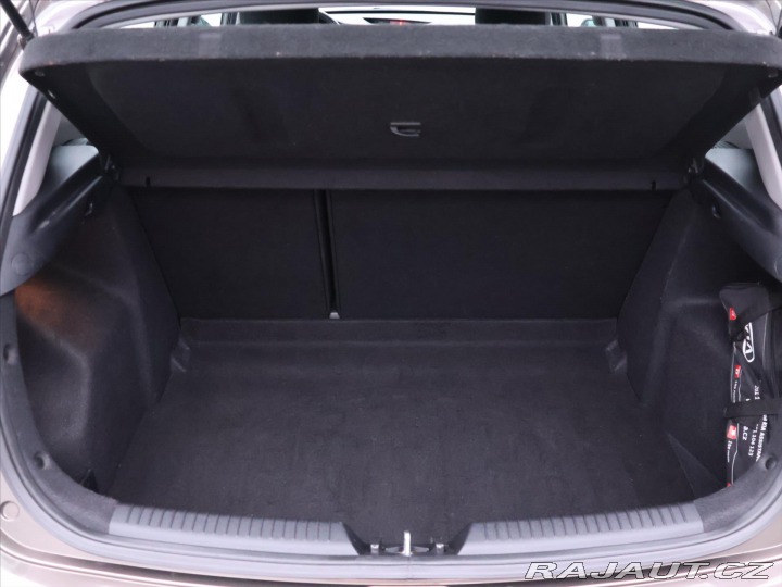 Kia Ceed 1,4 73Kw ALU Klima CZ 2015