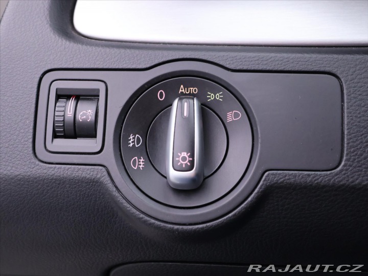 Volkswagen Passat 2,0 TDI DSG 4Motion High 2012