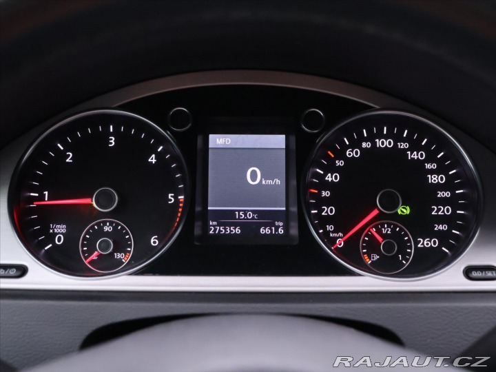 Volkswagen Passat 2,0 TDI DSG 4Motion High 2012