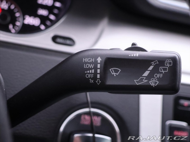 Volkswagen Passat 2,0 TDI DSG 4Motion High 2012