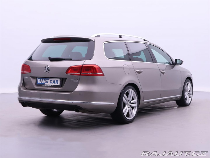 Volkswagen Passat 2,0 TDI DSG 4Motion High 2012