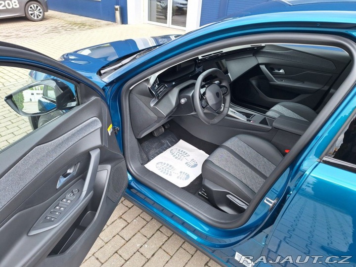 Peugeot 408 ALLURE Hybrid 136 e-DCS6 2025