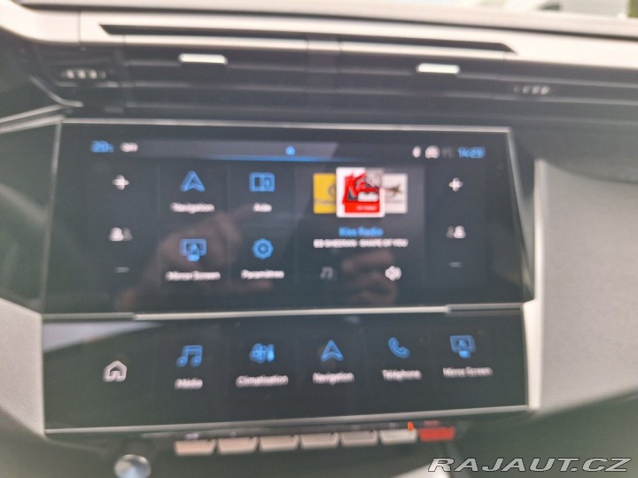 Peugeot 408 ALLURE Hybrid 136 e-DCS6 2025