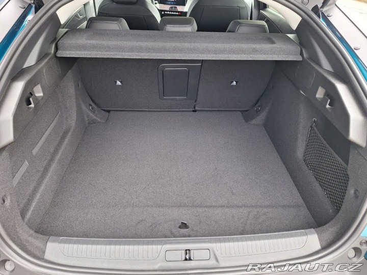 Peugeot 408 ALLURE Hybrid 136 e-DCS6 2025