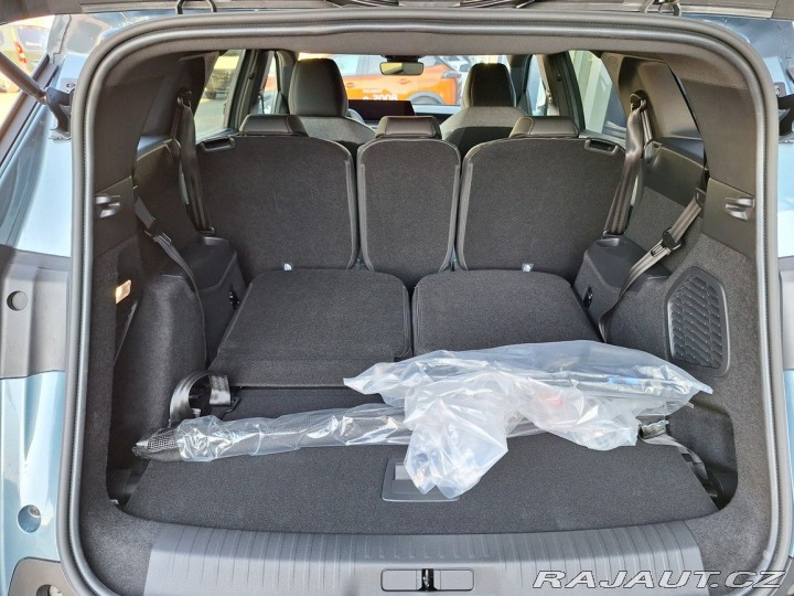 Peugeot 5008 ALLURE Hybrid 136 e-DCS6 2025