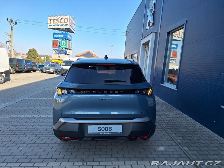 Peugeot 5008 ALLURE Hybrid 136 e-DCS6 2025