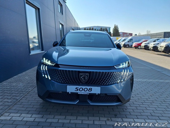 Peugeot 5008 ALLURE Hybrid 136 e-DCS6 2025