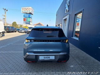 Peugeot 5008 ALLURE Hybrid 136 e-DCS6 2025