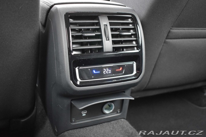 Volkswagen Passat 1.5 TSI *DSG*ACC*DPH*ČR 1 2022