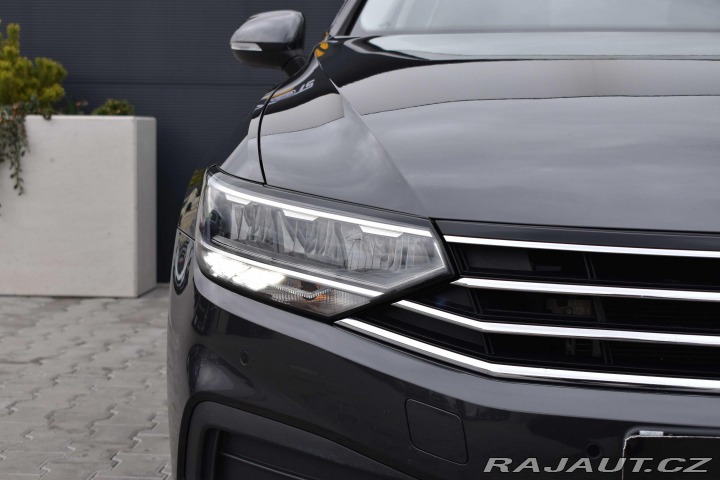 Volkswagen Passat 1.5 TSI *DSG*ACC*DPH*ČR 1 2022