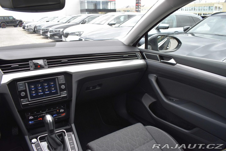 Volkswagen Passat 1.5 TSI *DSG*ACC*DPH*ČR 1 2022