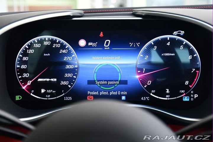 Mercedes-Benz SL 63 AMG REZERVACE 2023