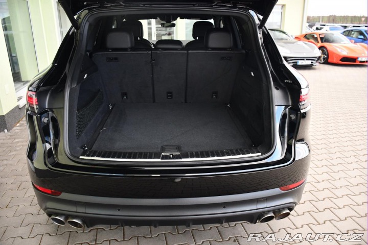 Porsche Cayenne S 324KW ZÁRUKA DO 9/2027 2019