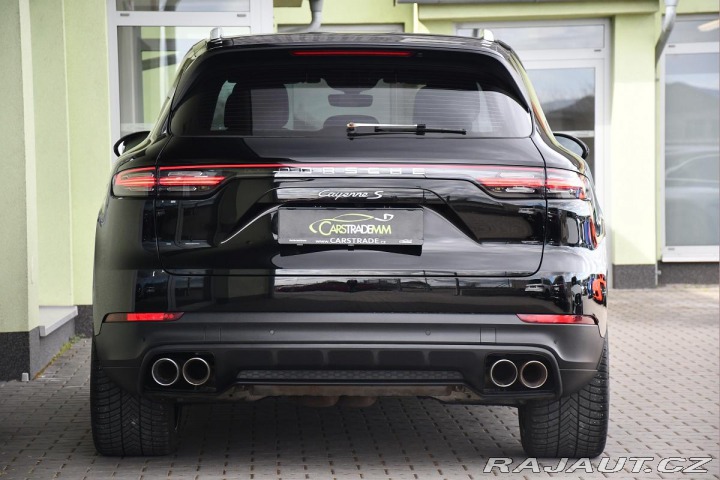 Porsche Cayenne S 324KW ZÁRUKA DO 9/2027 2019