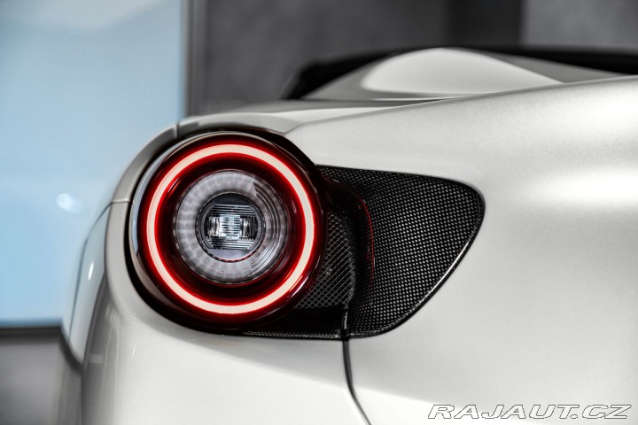 Ferrari Portofino SK 1800