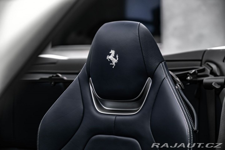 Ferrari Portofino SK 1800