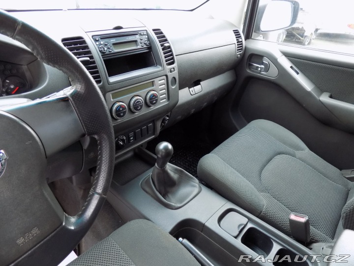 Nissan Navara 2.5DCI/4x4/klimatizace/ 2005