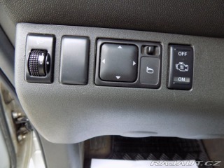 Nissan Navara 2.5DCI/4x4/klimatizace/ 2005