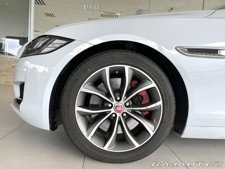 Jaguar XF 30d 221kW*KeyLess*REZERVA 2015