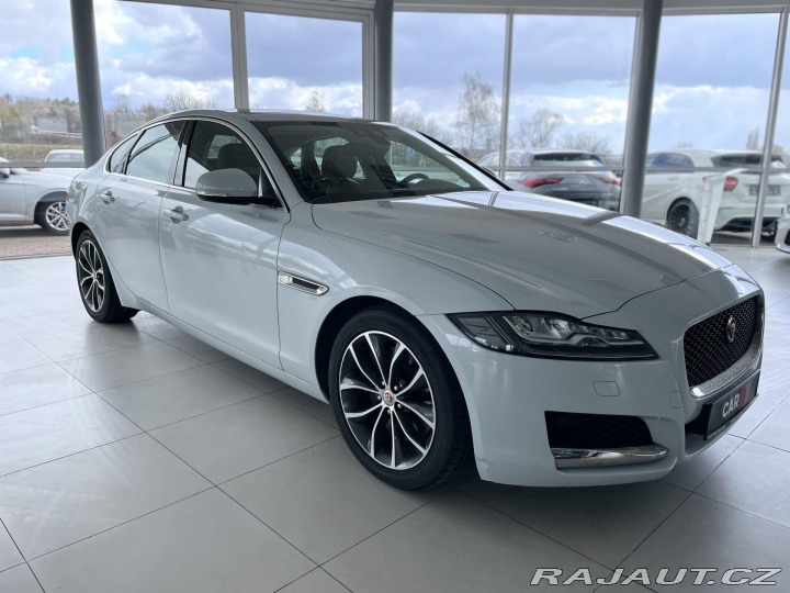 Jaguar XF 30d 221kW*KeyLess*FullLED 2015
