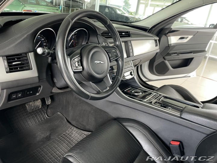 Jaguar XF 30d 221kW*KeyLess*FullLED 2015