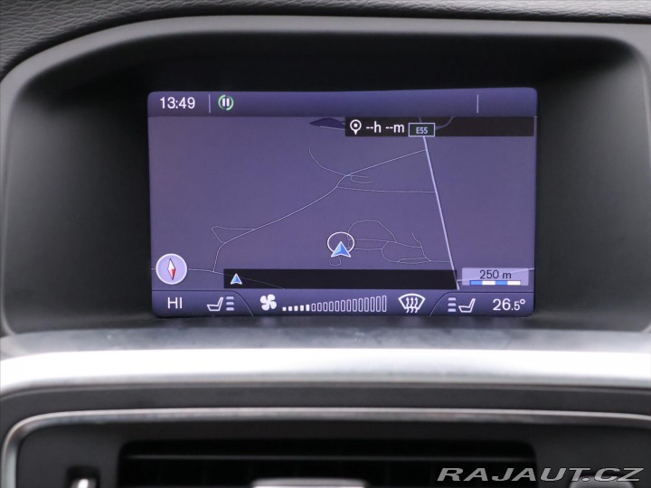 Volvo V60 2,0 D4 120kW Automat Mome 2012