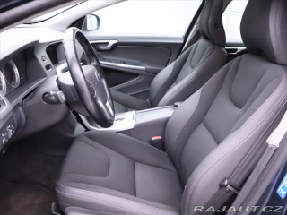 Volvo V60 2,0 D4 120kW Automat Mome 2012